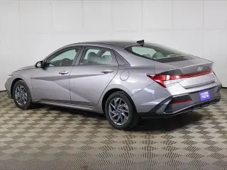 Hyundai ELANTRA Hybrid 2024 Azul 4p Sedan