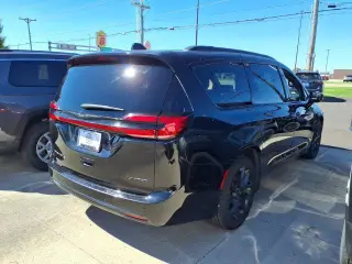 Chrysler Pacifica 2025 Limited 4dr Mini-Van