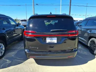 Chrysler Pacifica 2025 Limited 4dr Mini-Van