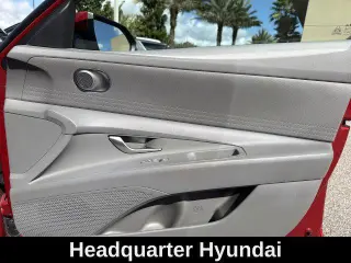 Hyundai ELANTRA 2024 SEL 4p Sedan