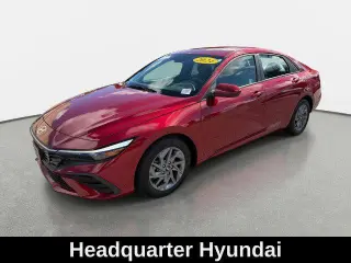 Hyundai ELANTRA 2024 SEL 4p Sedan