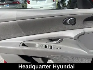 Hyundai ELANTRA 2024 SEL 4p Sedan