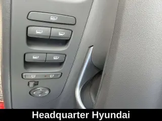 Hyundai ELANTRA 2024 SEL 4p Sedan
