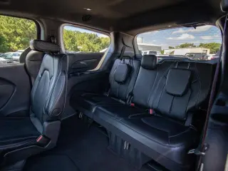 Chrysler Pacifica 2025 Select 4dr Mini-Van