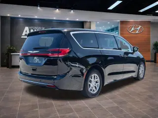 Chrysler Pacifica 2025 Select 4dr Mini-Van