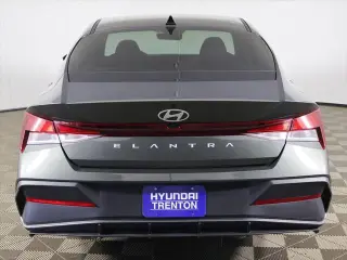 Hyundai ELANTRA 2024 SEL 4dr Sedan