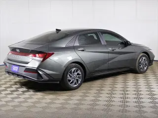 Hyundai ELANTRA 2024 SEL 4dr Sedan