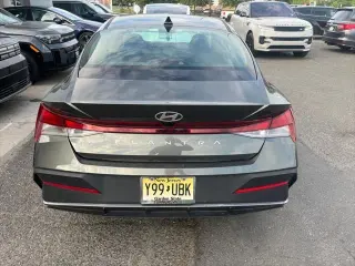 Hyundai ELANTRA 2024 SEL 4dr Sedan