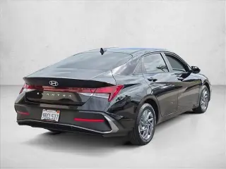 Hyundai ELANTRA 2024 SEL 4dr Sedan