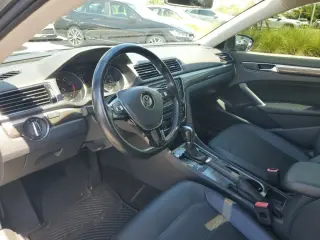Volkswagen Passat 2018 2.0T SE 4dr Sedán