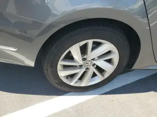Volkswagen Passat 2018 2.0T SE 4dr Sedán
