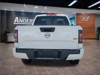 Nissan Frontera 2023 4x2 SV 4p King Cab 6.1 ft. CB