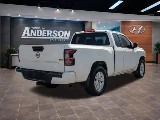 Nissan Frontera 2023 4x2 SV 4p King Cab 6.1 ft. CB