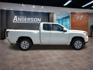 Nissan Frontera 2023 4x2 SV 4p King Cab 6.1 ft. CB