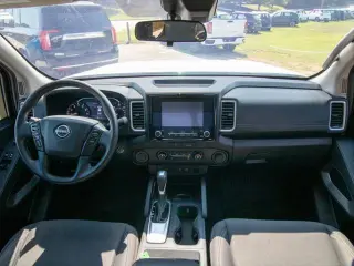 Nissan Frontera 2023 4x2 SV 4p King Cab 6.1 ft. CB