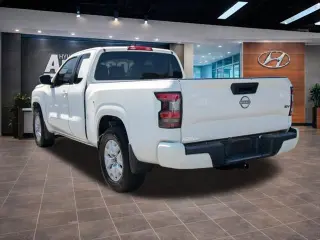 Nissan Frontera 2023 4x2 SV 4p King Cab 6.1 ft. CB