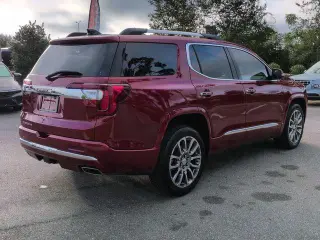 GMC Acadia 2023 Denali 4p SUV