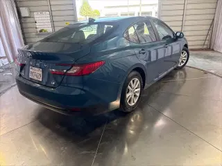 Toyota Camry 2026 LE 4dr Sedan