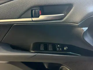Toyota Camry 2025 SE 4dr Sedan