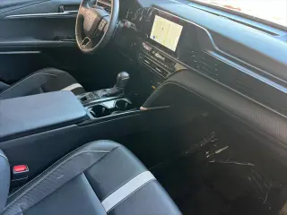 Toyota Camry 2025 SE 4dr Sedan
