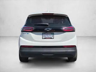 Chevrolet Bolt EV 2022 1LT Hatchback 4puertas