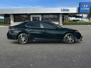 Toyota Camry 2022 SE 4dr Sedan