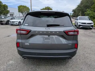 Ford Escape Hybrid 2025 ST-Line 4p SUV