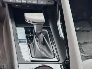 Hyundai ELANTRA 2025 SEL Conveniencia 4p Sedan
