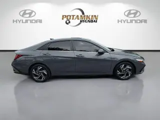 Hyundai ELANTRA 2025 SEL Conveniencia 4p Sedan