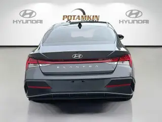 Hyundai ELANTRA 2025 SEL Conveniencia 4p Sedan