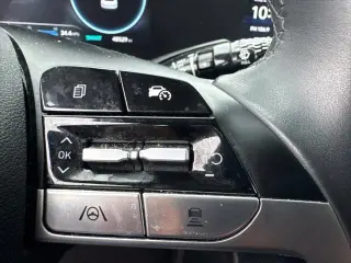 Hyundai ELANTRA 2025 SEL Conveniencia 4p Sedán