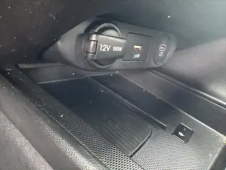 Hyundai ELANTRA 2025 SEL Conveniencia 4p Sedán