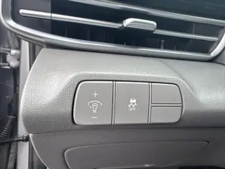 Hyundai ELANTRA 2025 SEL Conveniencia 4dr Sedan