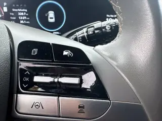 Hyundai ELANTRA 2025 SEL Conveniencia 4dr Sedan