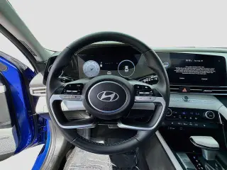 Hyundai ELANTRA 2025 Limited 4dr Sedán