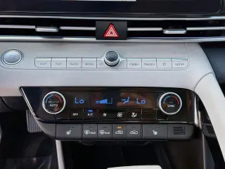 Hyundai ELANTRA 2025 Limited 4dr Sedán