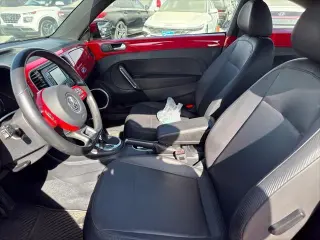 Volkswagen Escarabajo 2013 2.5L PZEV 2p Coupé 6V