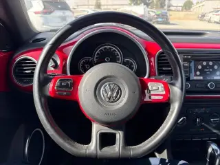 Volkswagen Escarabajo 2013 2.5L PZEV 2p Coupé 6V