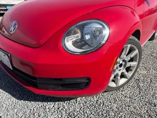 Volkswagen Escarabajo 2013 2.5L PZEV 2p Coupé 6V