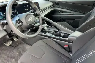 Hyundai ELANTRA Híbrido 2025 SEL Sport 4dr Sedan