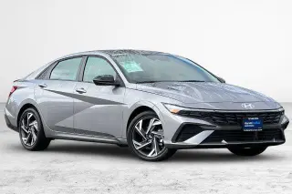 Hyundai ELANTRA Híbrido 2025 SEL Sport 4dr Sedan