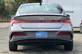 Hyundai ELANTRA Híbrido 2025 SEL Sport 4dr Sedan
