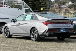 Hyundai ELANTRA Híbrido 2025 SEL Sport 4dr Sedan