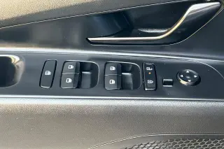 Hyundai ELANTRA Hybrid 2025 SEL Sport 4dr Sedan