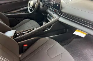 Hyundai ELANTRA Hybrid 2025 SEL Sport 4dr Sedan