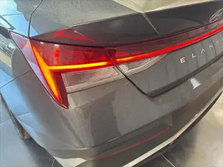 Hyundai ELANTRA Híbrido 2026 Azul 4dr Sedán