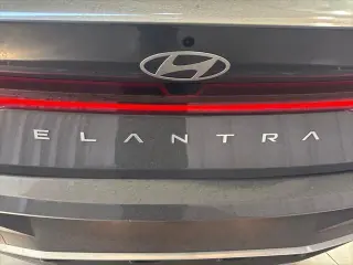 Hyundai ELANTRA Híbrido 2026 Azul 4dr Sedán