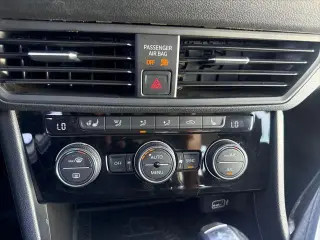Volkswagen Jetta 2020 SEL 4dr Sedán ULEV