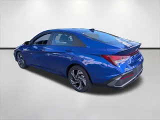 Hyundai ELANTRA 2025 SEL Sport 4dr Sedán