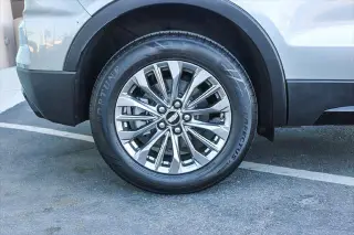 Cadillac XT4 2025 Lujo Premium 4p Crossover